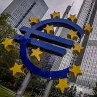 Avrupa Merkez Bankası faizi sabit bıraktı