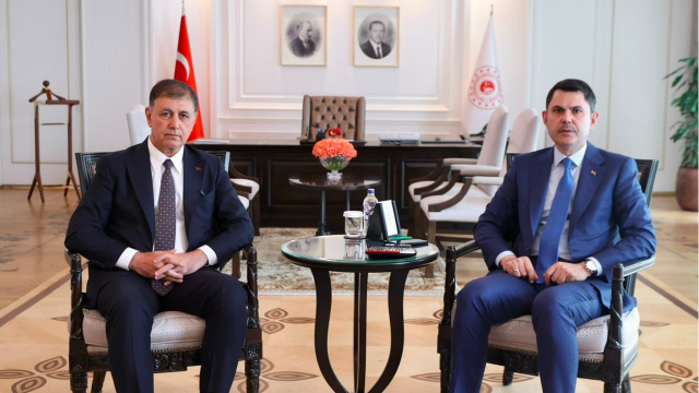 Bakan Kurum, Cemil Tugay'ı kabul etti