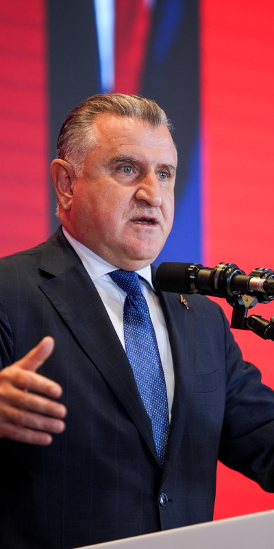 "Sporun birleştirici gücünü kullanmak zorundayız"