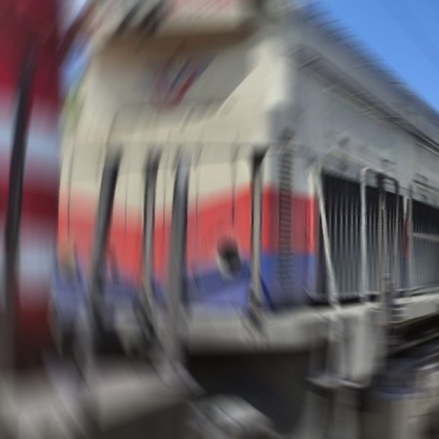 Feci kaza! Yaşlı kadına tren çarptı!