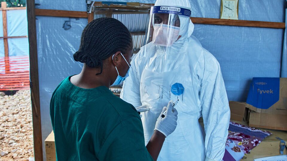 Ebola salgınında ölü sayısı 1000'i aştı