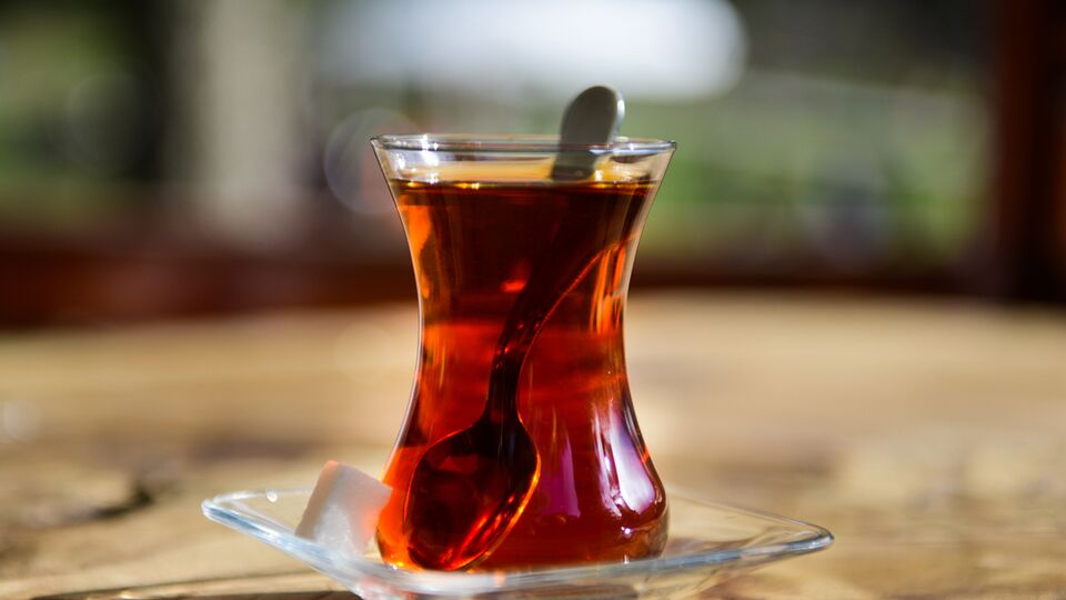 Çay hazırlarken sırayı karıştırıyorsanız dikkat!