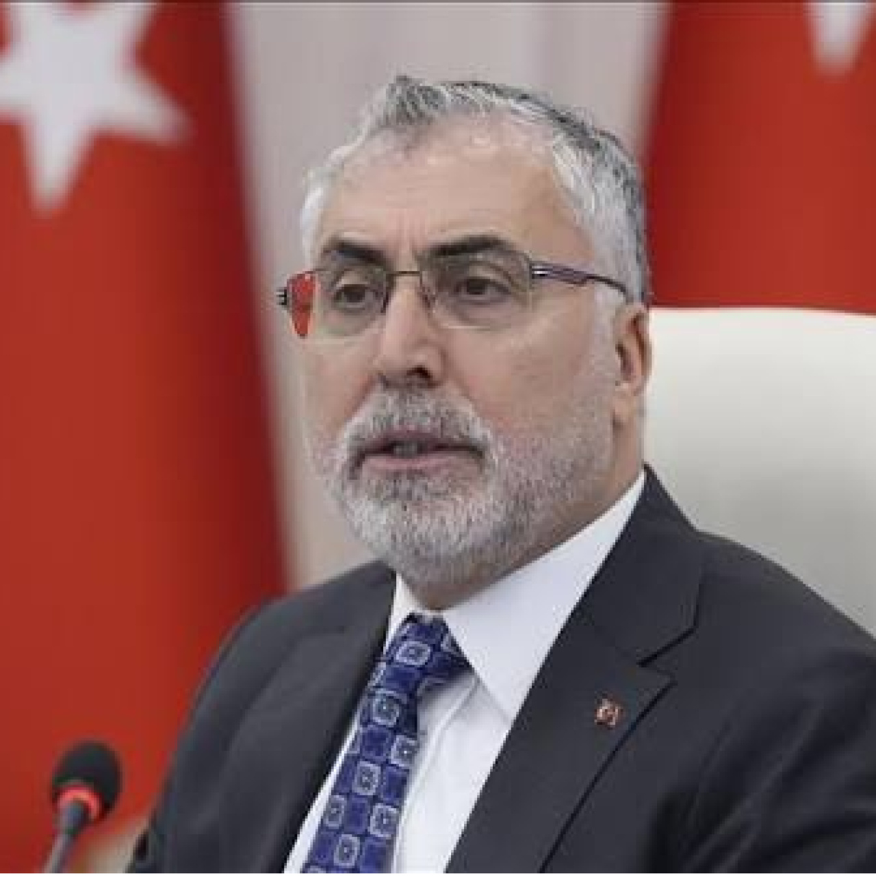 Bakan Işıkhan'dan turizm çalışanları için destek açıklaması