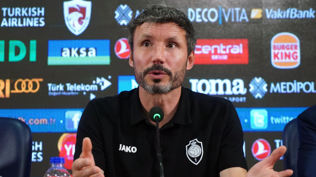 Belçika'da Van Bommel dönemi!