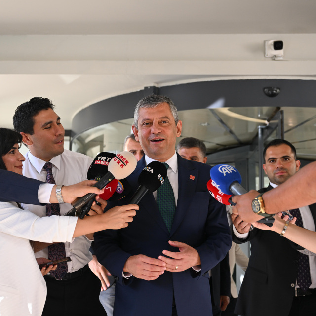CHP'de 91 istifa! Yeni Parti kuruldu