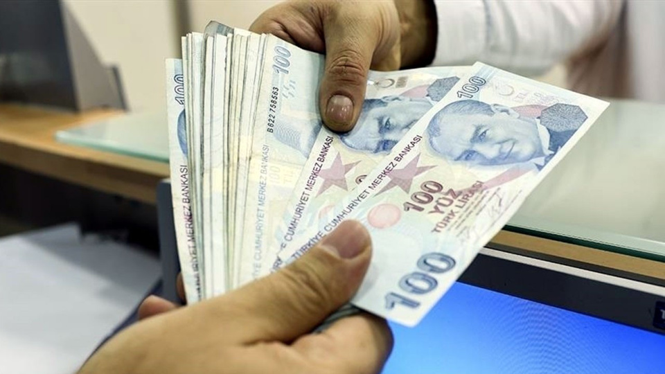 En düşük emekli aylığına artış