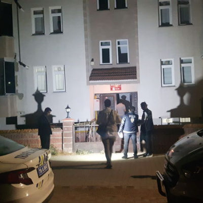 Balkondan düşen yaşlı adam öldü
