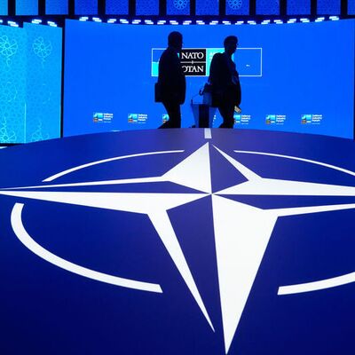 Kanadalı NATO stajyeri casusluktan gözaltına alındı