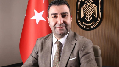 Özel kalem müdürü bisikletten düşüp öldü