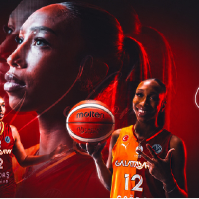 Sydney Taylor G.Saray'da