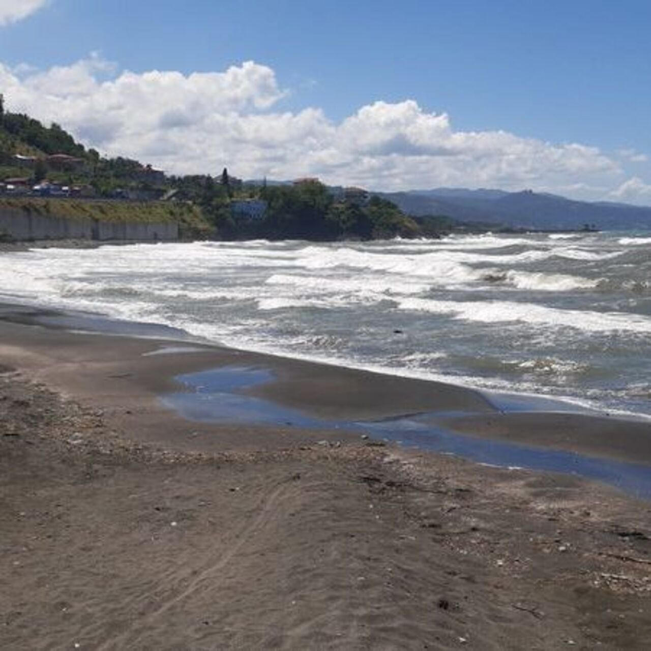 Trabzon ve Rize'de deniz yasağı