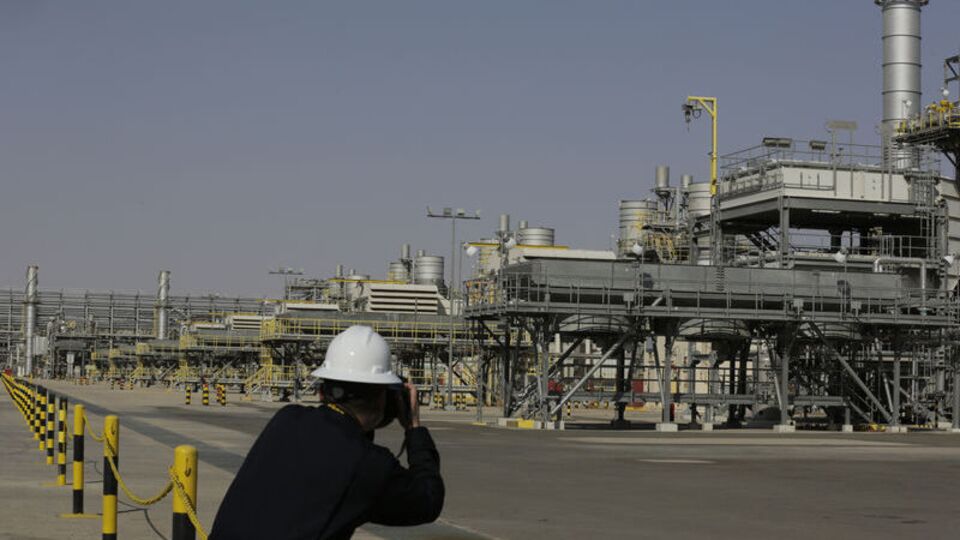 Husilerden Suudi Arabistan'ın Aramco tesislerine saldırı