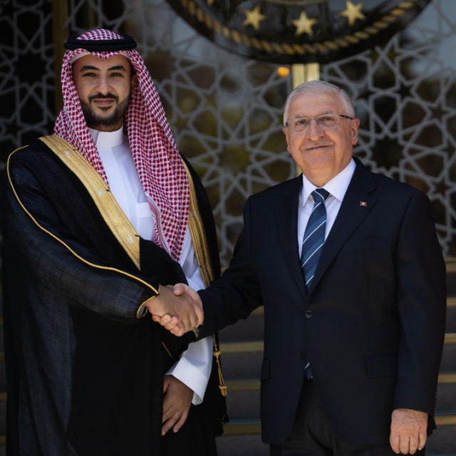 Bakan Güler, Suudi Arabistanlı mevkidaşı ile görüştü