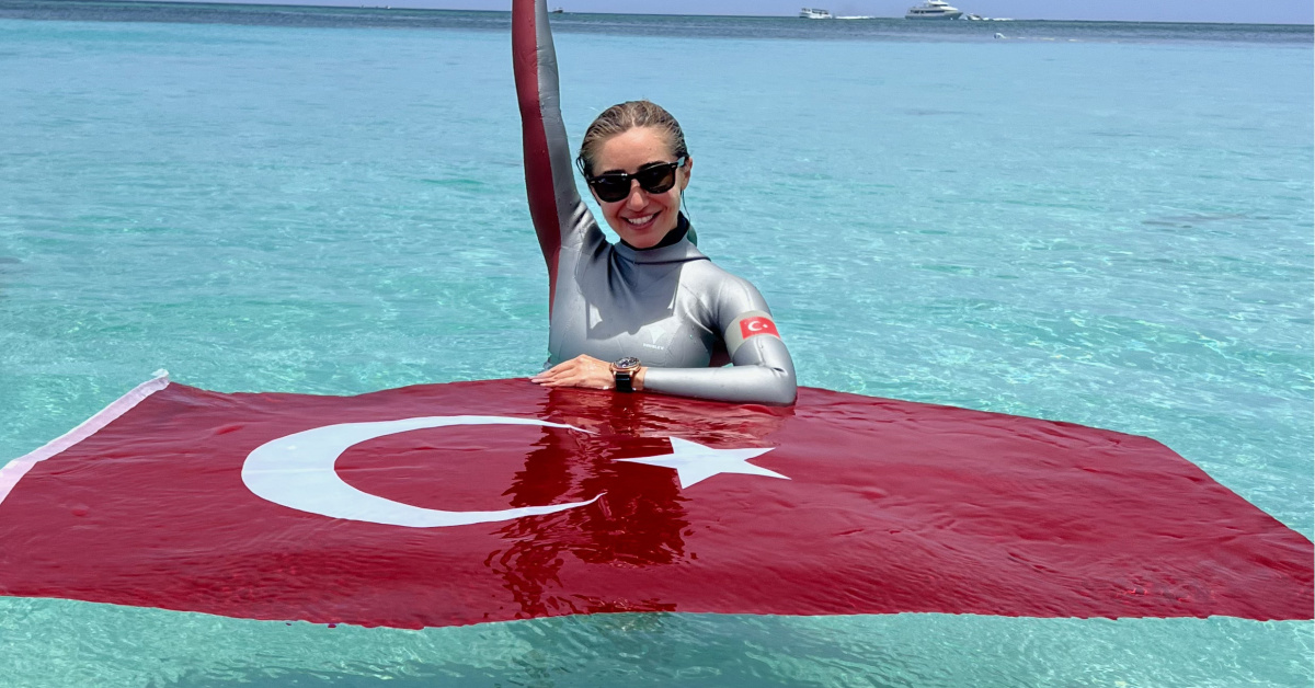 Şahika Ercümen'den 2 altın madalya!