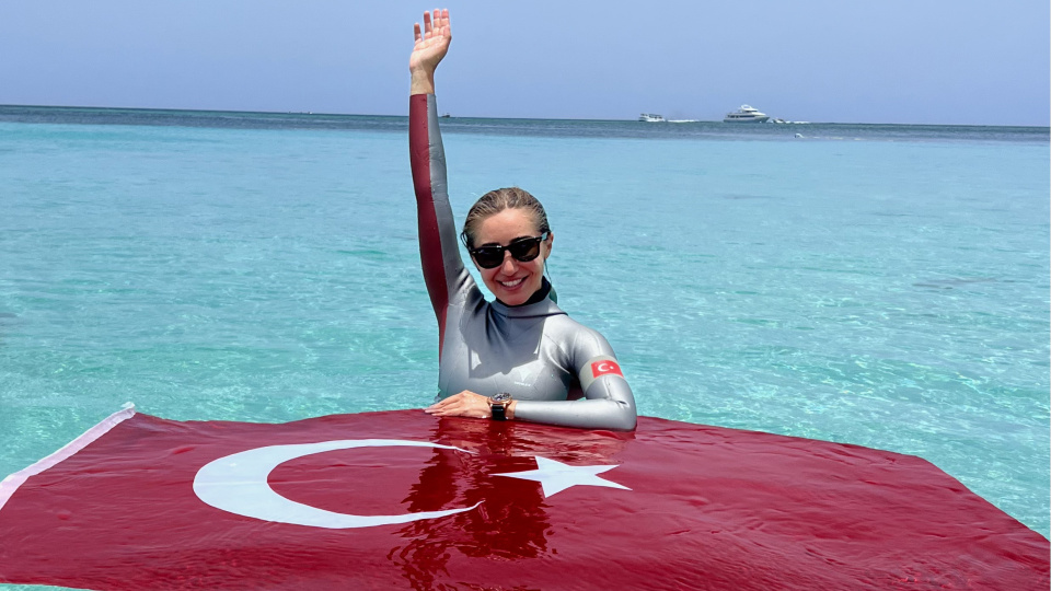 Şahika Ercümen'den 2 altın madalya!
