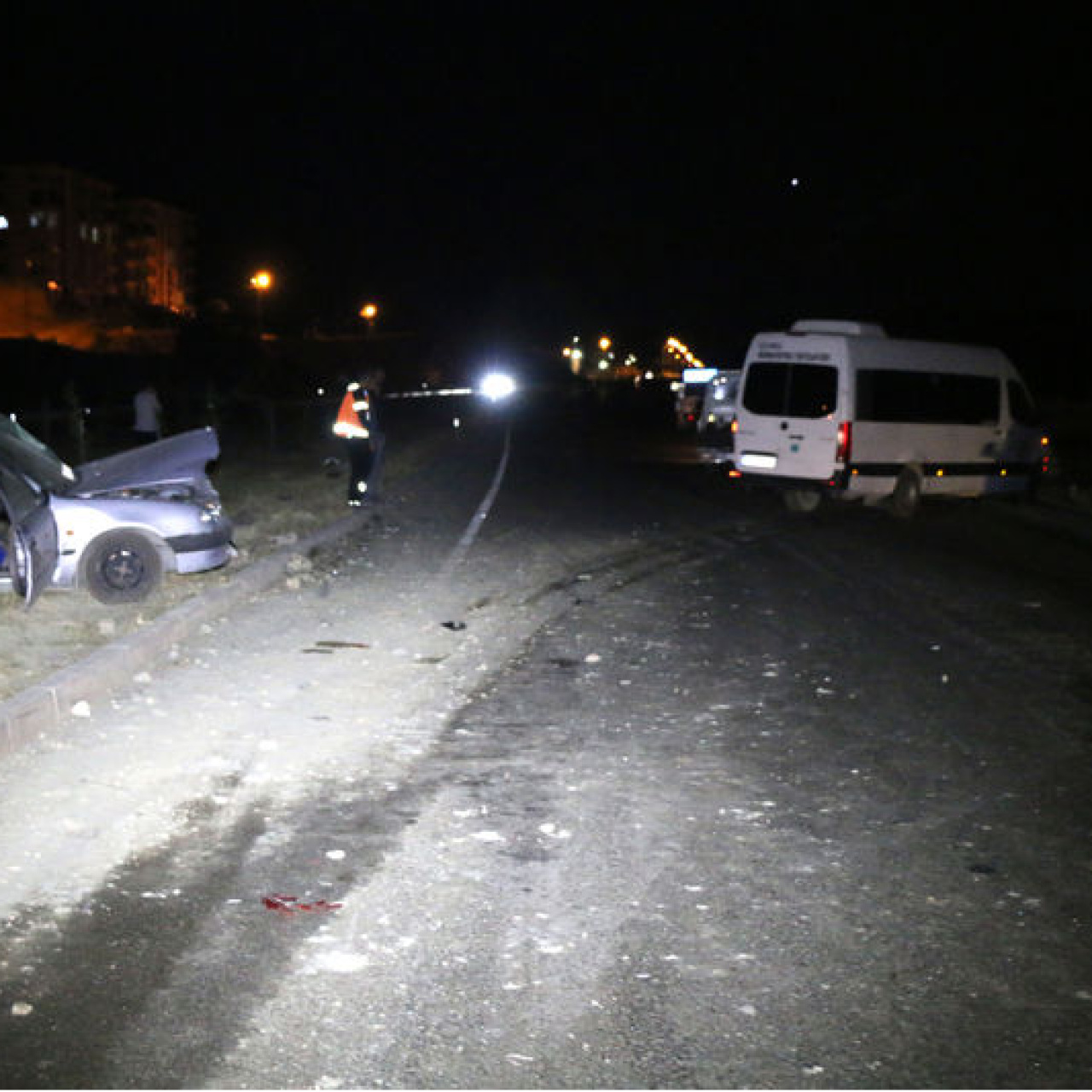 Malatya'da iki araç çarpıştı: 1 ölü, 1 yaralı haber görseli