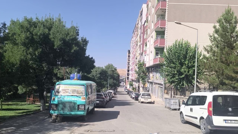 O ilçede hissedilen sıcaklık 50 dereceye yaklaştı! Sokaklar boş kaldı!