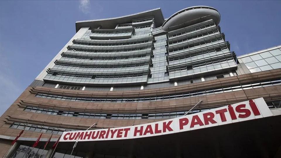 Eski 264 vekilden YENİ Parti'ye destek