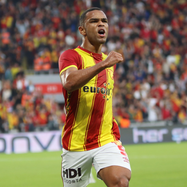 Göztepe'nin yıldızına CSKA kancası!