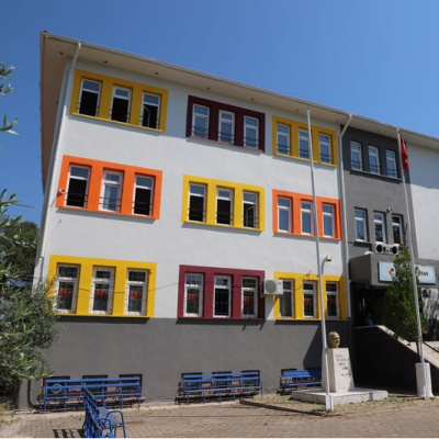 İstanbul'da okullara mescit kararı