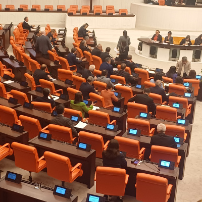 TBMM'de oturma düzeni değişti