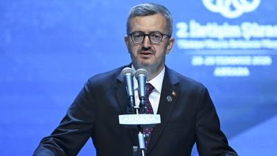 "İletişimin Yüzyılı, bize pusula oldu"