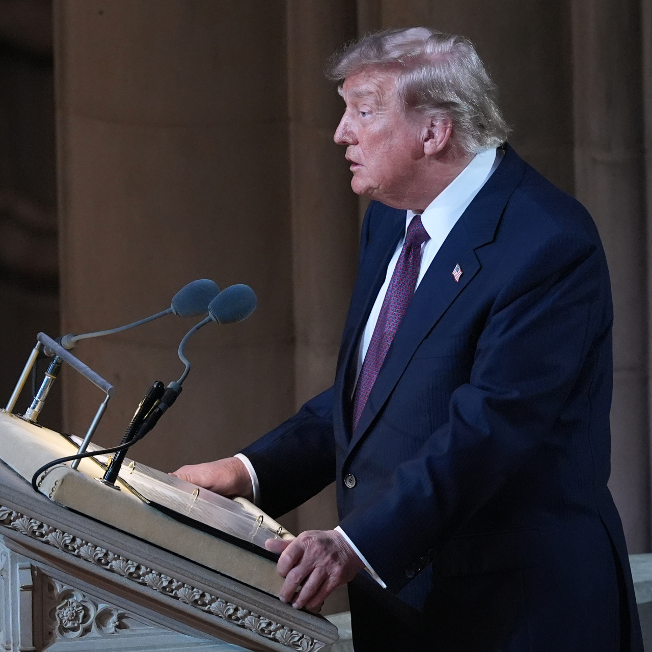 Trump Graham'ın cenaze töreninde konuştu