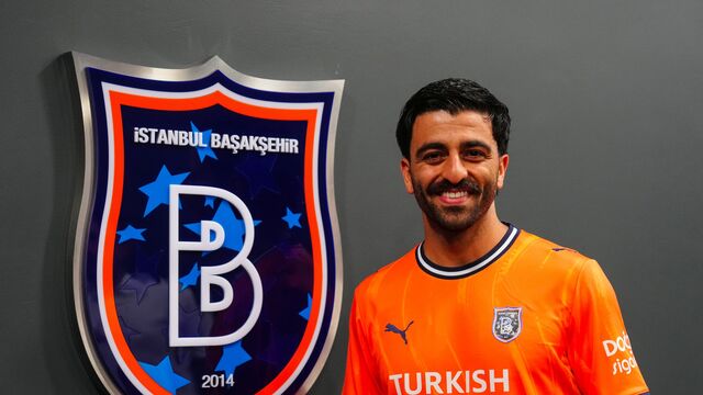 Umut Bozok Başakşehir'de