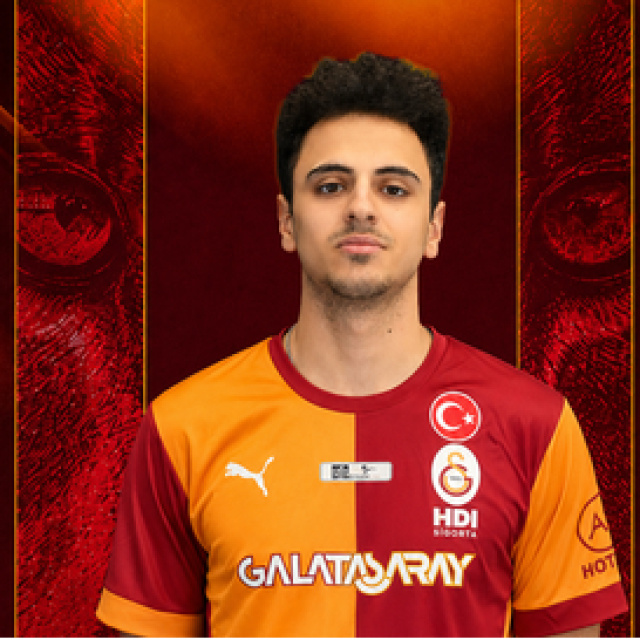 Özgür Benzer Galatasaray'da