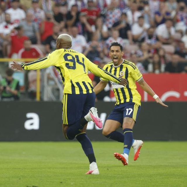 Fenerbahçe'nin 11'i belli oldu!