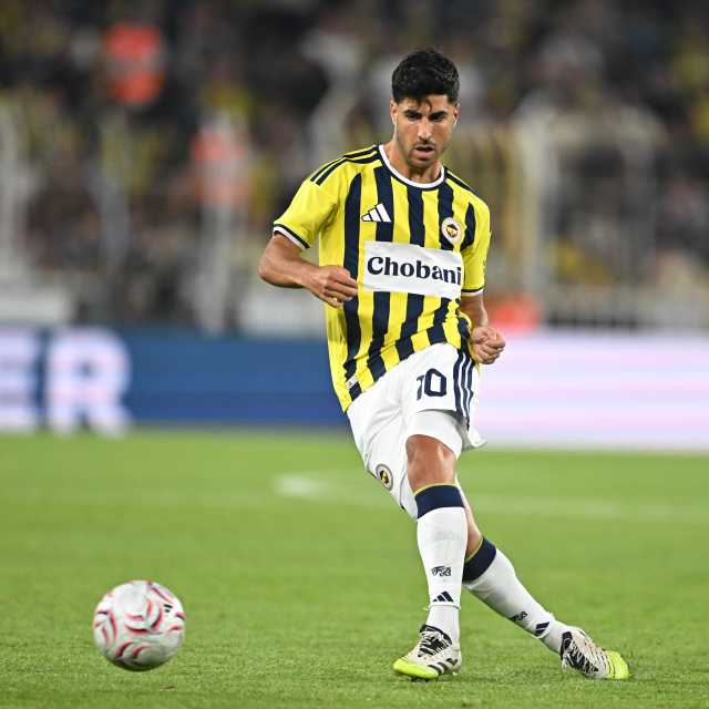 Asensio 11'de, Greenwood yedek