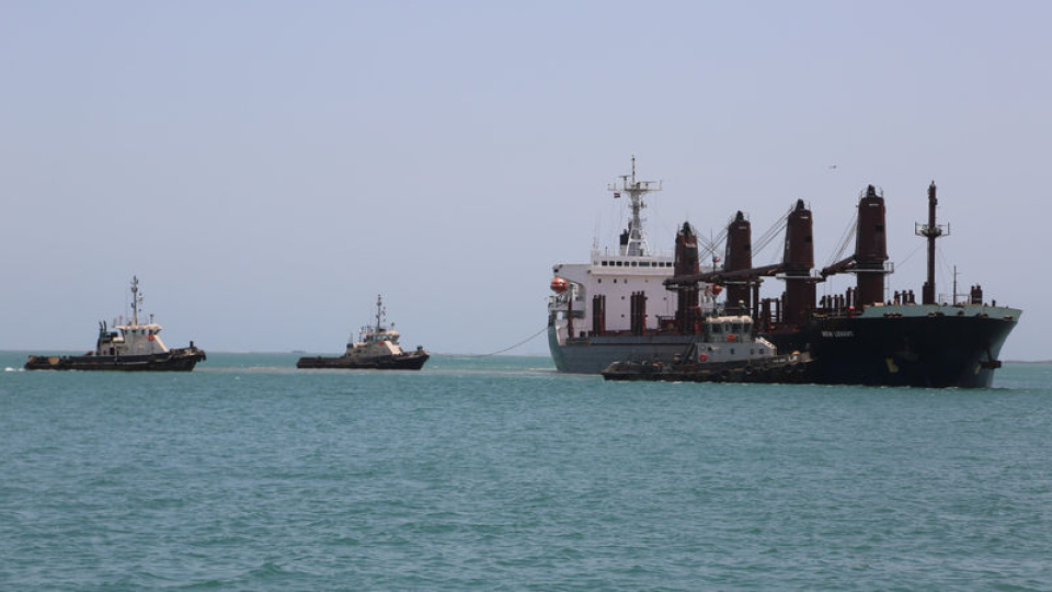 Reuters: Husiler Kızıldeniz'den geçen gemilerden ücret almayı düşünüyor
