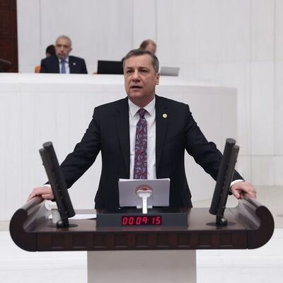 YENİ Parti, 24 saatte 113 milyon lira topladı