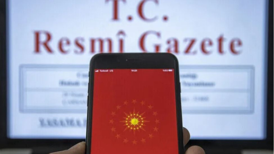 En düşük emekli maaşı 23 bin 552 liraya çıkarıldı