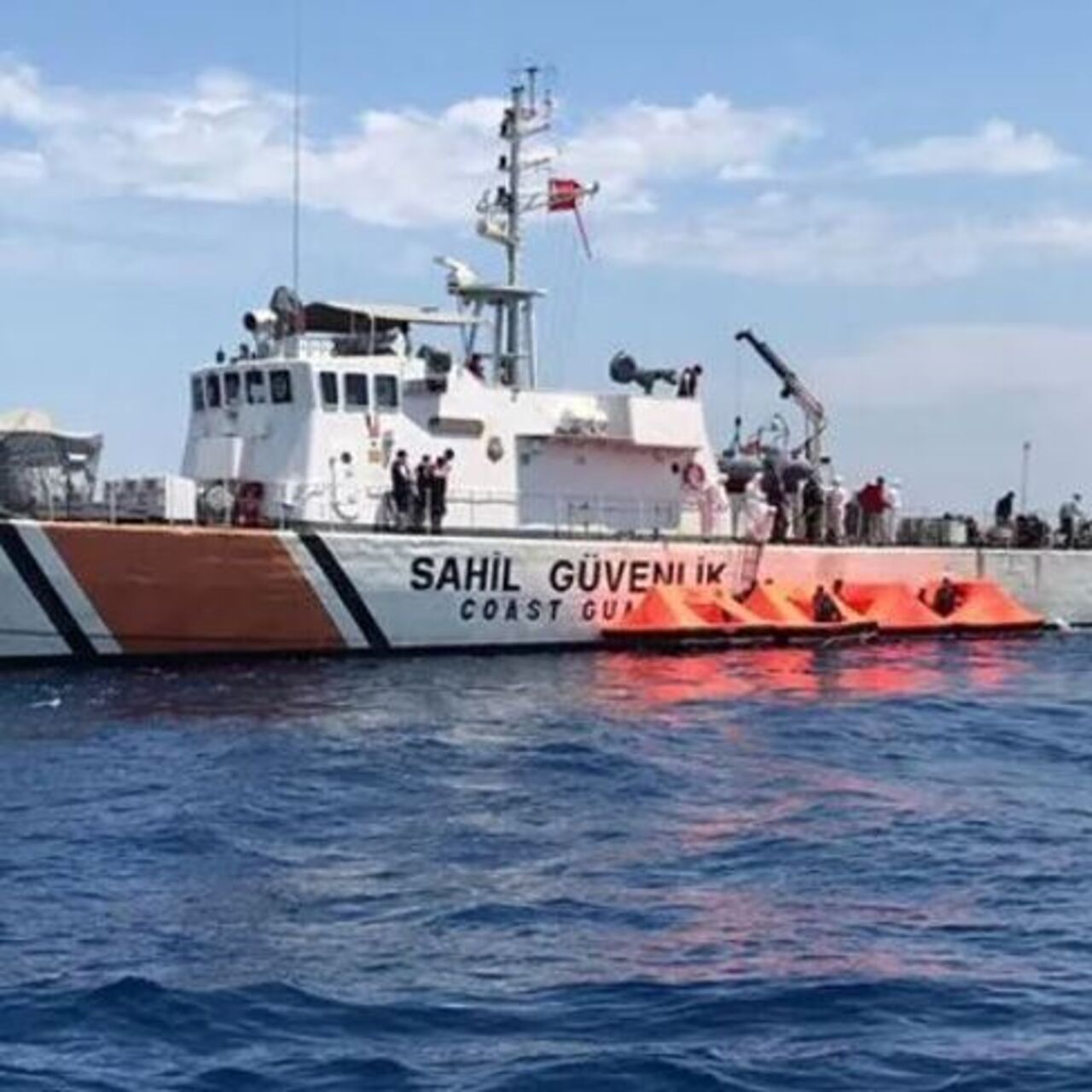 Sahil Güvenlik Komutanlığı'na uzman erbaş alınacak