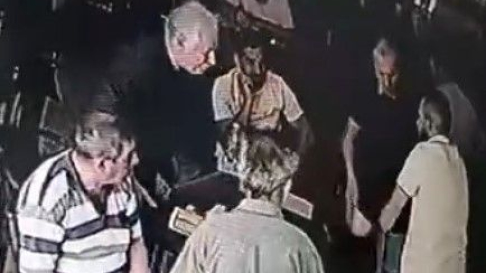 Ölümden döndü okeye devam etti