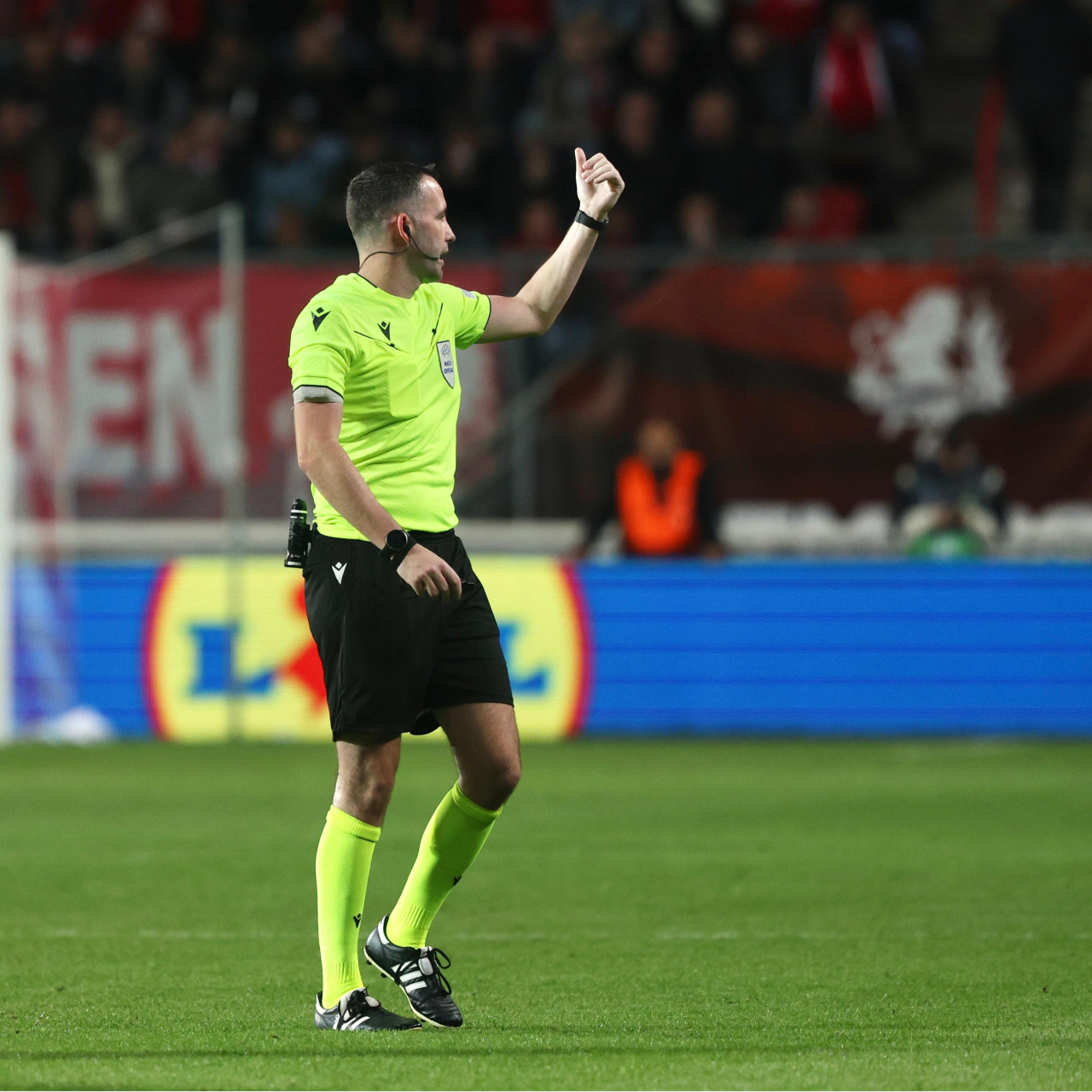 F.Bahçe-Sturm Graz maçına İngiliz hakem!