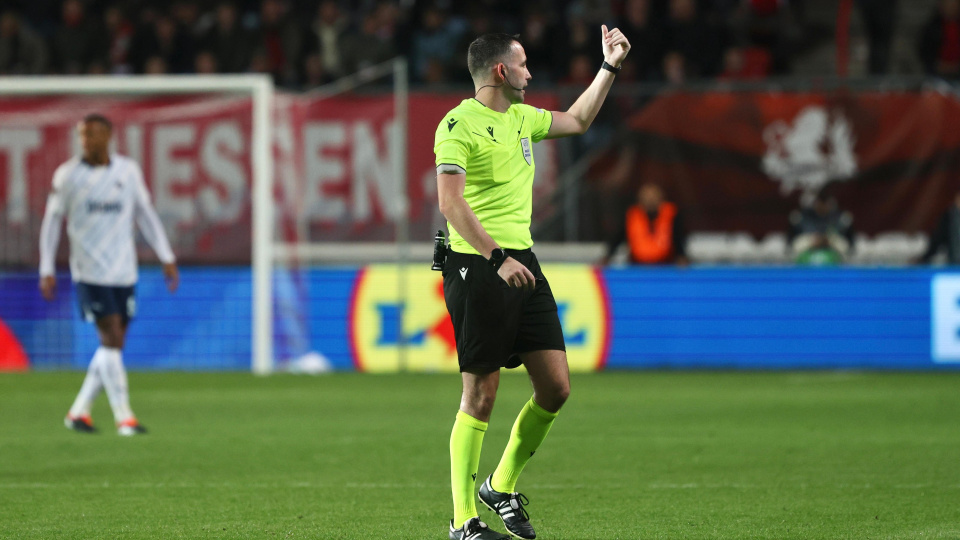 F.Bahçe-Sturm Graz maçına İngiliz hakem!