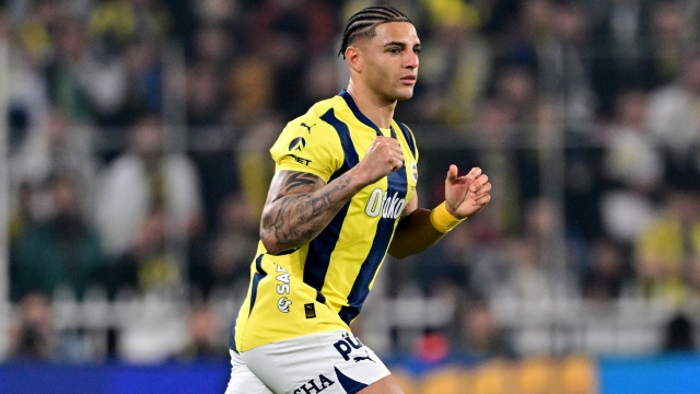 Tedesco'nun gözü Diego Carlos'ta!