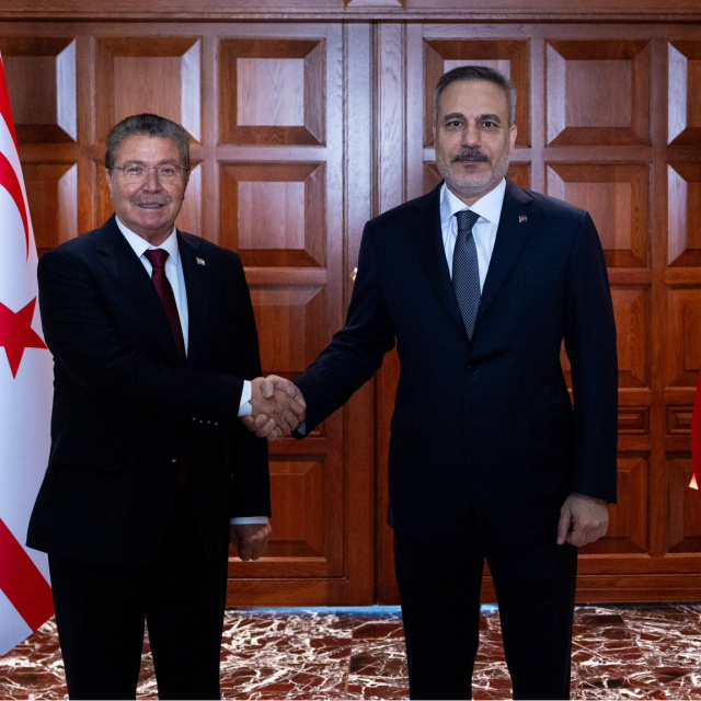 Bakan Fidan, KKTC Başbakanı ile görüştü