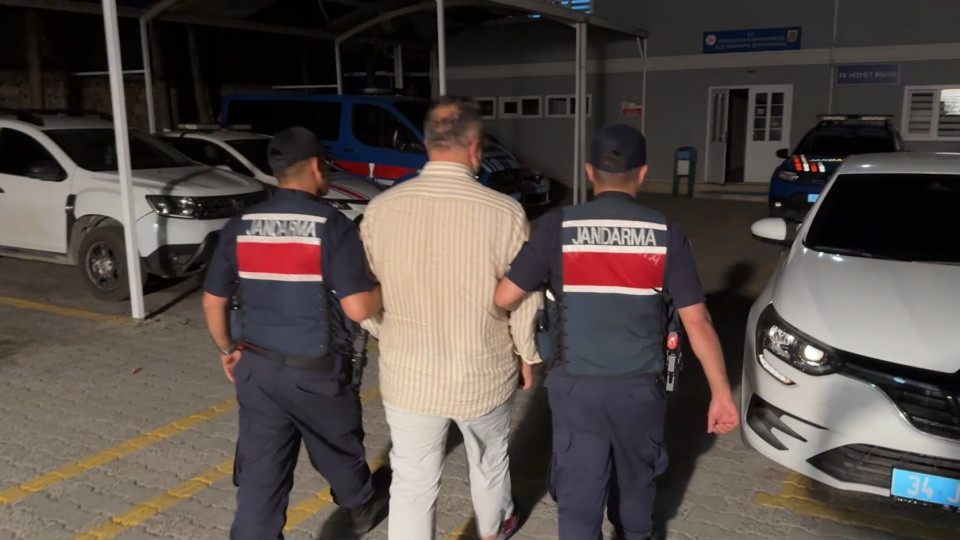 Cem Küçük tutuklandı