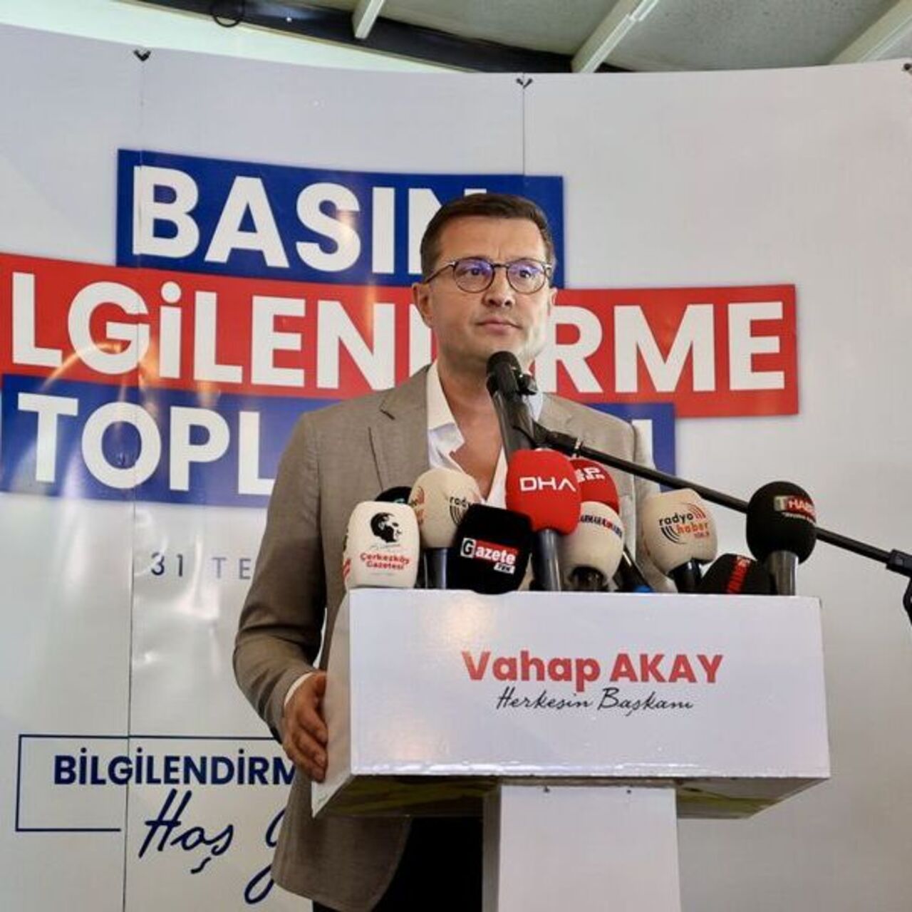 Çerkezköy'ün Sesi Bir Daha: Belediye Başkanı İstifa Ediyor