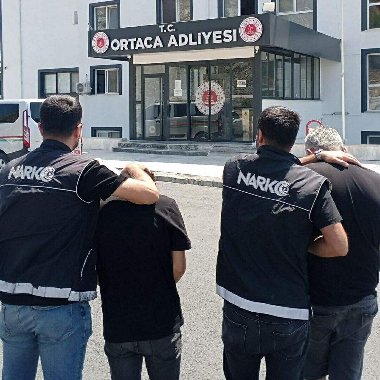 Uyuşturucu operasyonu: 2 kişi tutuklandı