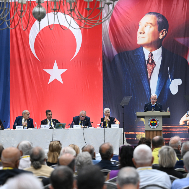 F.Bahçe'de divan toplandı