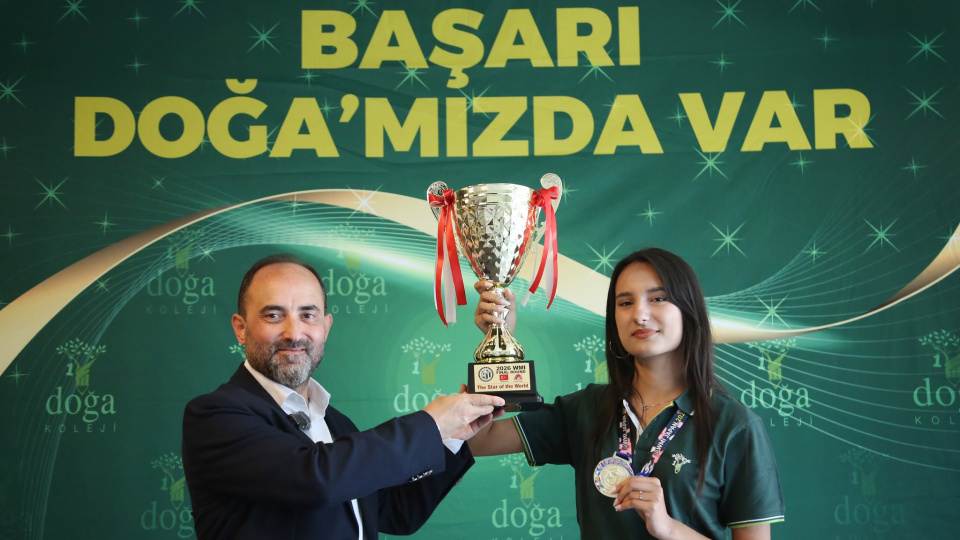 Dünya matematik şampiyonu okulunda coşkuyla karşılandı