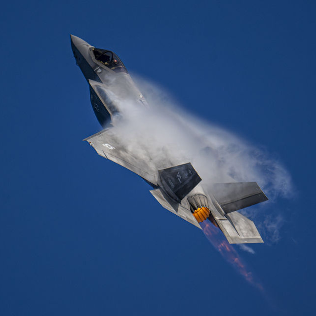 California'da F-35B savaş uçağı düştü