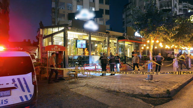 Saldırganları durdurmaya çalışırken öldü