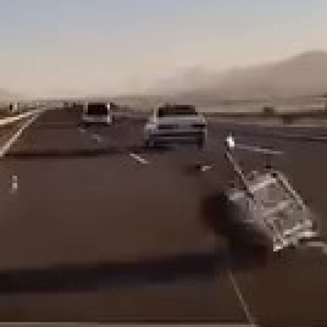 Portbagaj faciaya sebep oluyordu!