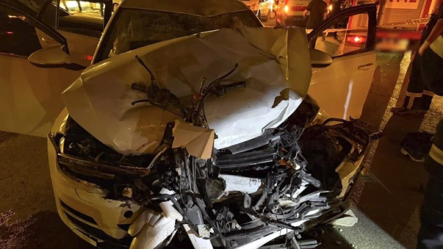 Tatvan'da trafik kazası: Uzman çavuş hayatını kaybetti