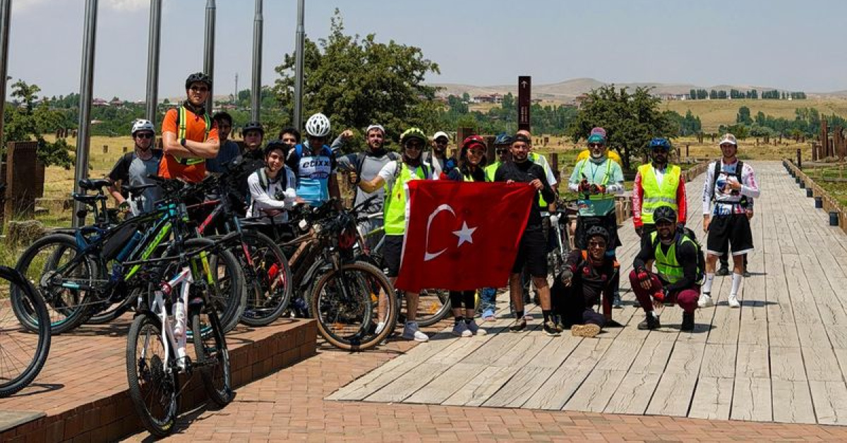 "Bitlis'te 1 metre dahi bisiklet yolu yok"